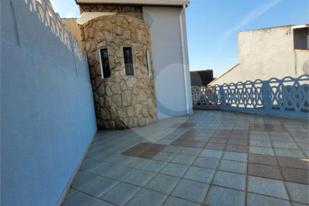 Sobrado à venda com 3 quartos, sendo 1 suíte,  em Jardim Ana Rosa, Suzano, SP