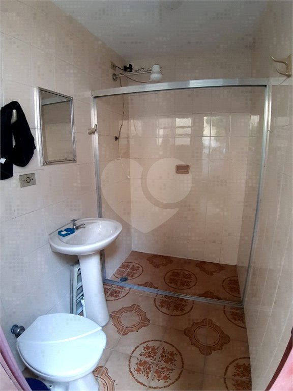 Sobrado à venda com 5 quartos em Vila Nivi, São Paulo, SP
