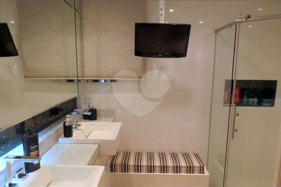 Apartamento à venda com 4 quartos, sendo 3 suítes, em Santana, São Paulo, SP