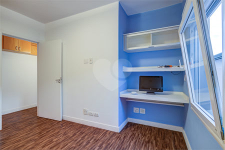 Sobrado à venda com 3 quartos, sendo 1 suíte, em Jardim Petrópolis, São Paulo, SP