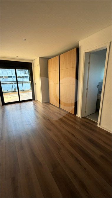 Casa à venda com 2 suítes no condomínio Gran Loft, Cotia - SP