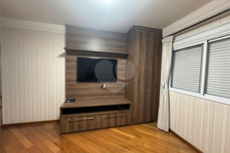 Apartamento à venda com 3 suítes em Santa Teresinha, São Paulo, SP