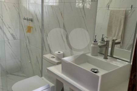 Sobrado à venda com 5 quartos, sendo 1 suíte, em João Aranha, Paulínia, SP
