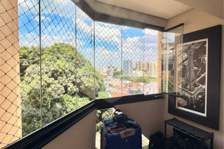 Apartamento à venda com 3 quartos, sendo 1 suíte,  em Vila Paulicéia, São Paulo, SP