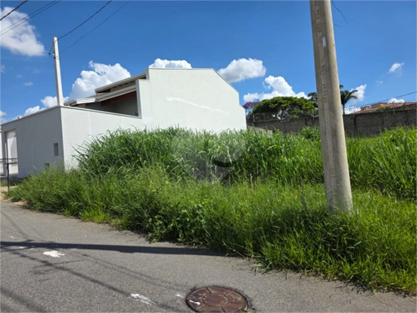 Terreno à venda com 1 suíte em Marambaia, Vinhedo, SP