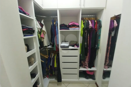 Casa Térrea Disponível para Locação e Venda no Condomínio Vilaggio Capriccio