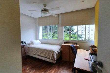 Apartamento à venda com 2 quartos, sendo 1 suíte, em Itaim Bibi, São Paulo, SP