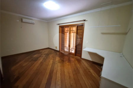 Sobrado à venda ou para alugar com 5 quartos, sendo 4 suítes,  em City América, São Paulo, SP