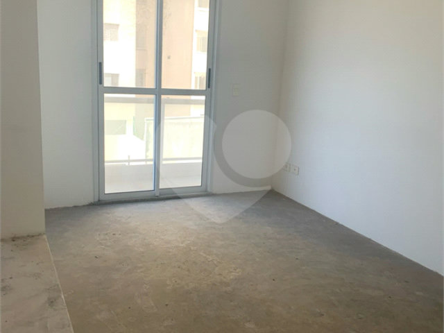 Apartamento à venda com 2 quartos, sendo 1 suíte,  em Vila Mazzei, São Paulo, SP