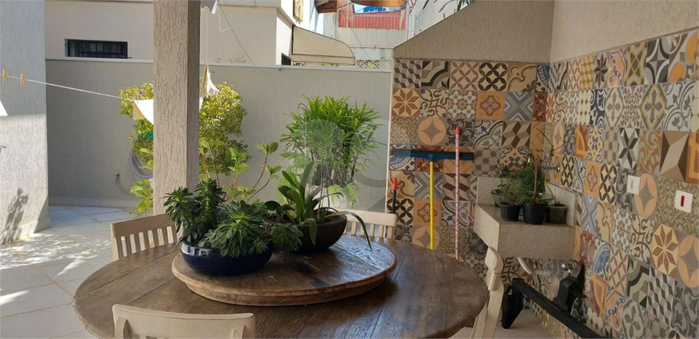 Casa à venda com 4 quartos, sendo 3 suítes,  em Jardim Bonfiglioli, São Paulo, SP