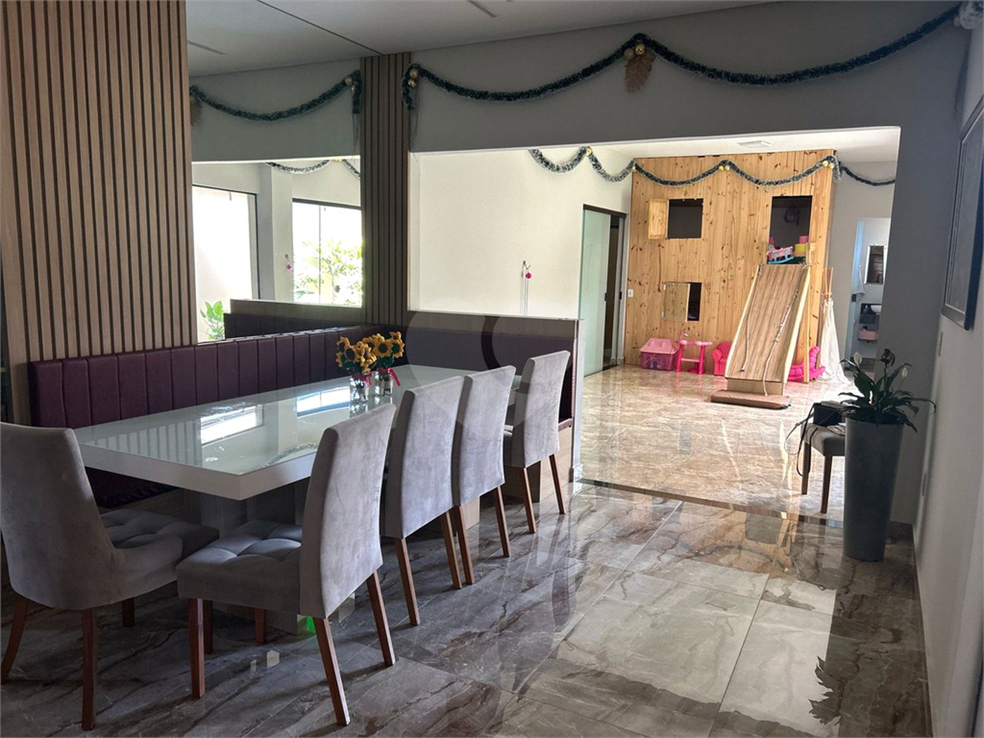 Casa à venda com 3 quartos, sendo 2 suítes, em Jardim de Cresci, São Carlos, SP