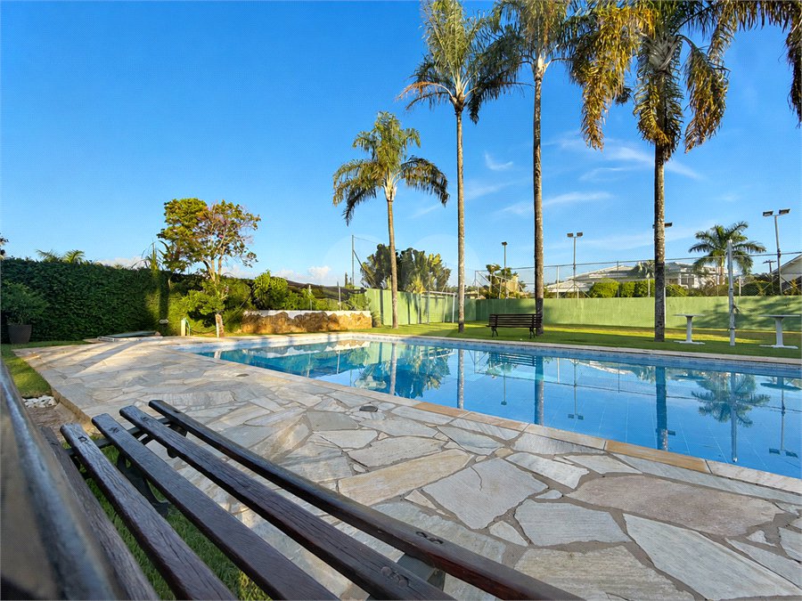 Casa à venda com 5 suítes no condomínio Parque Village Castelo, Itu - SP