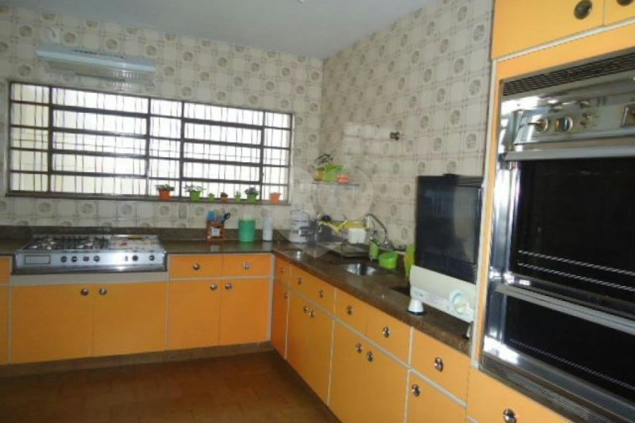 Sobrado à venda com 4 quartos, sendo 1 suíte, em Mandaqui, São Paulo, SP