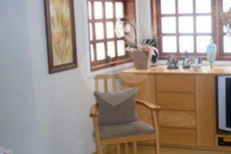 Casa de Vila à venda com 4 quartos, sendo 2 suítes, em Cambuci, São Paulo, SP