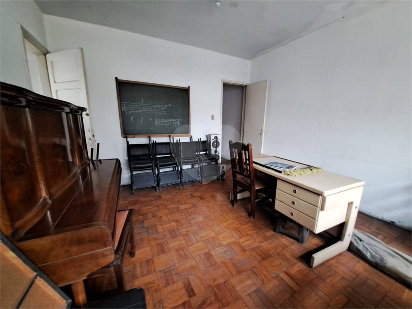 Sobrado à venda ou para alugar com 12 quartos em Vila Nova Conceição, São Paulo, SP