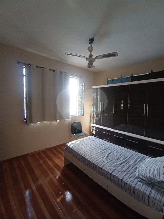 Triplex à venda com 5 quartos, sendo 1 suíte, em Santíssimo, Rio de Janeiro, RJ