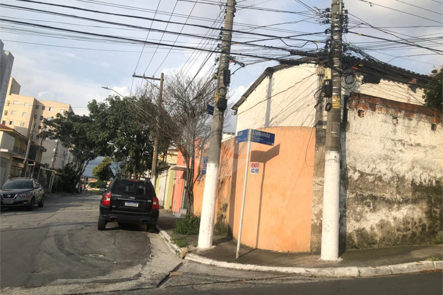 Casa Térrea à venda com 6 quartos, sendo 2 suítes, em Vila Mazzei, São Paulo, SP