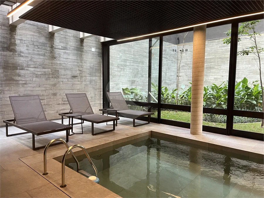 Apartamento à venda com 2 suítes em Cerqueira César, São Paulo, SP