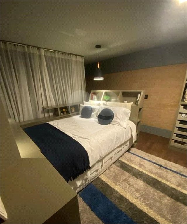 Sobrado à venda com 2 suítes em Vila Sabrina, São Paulo, SP