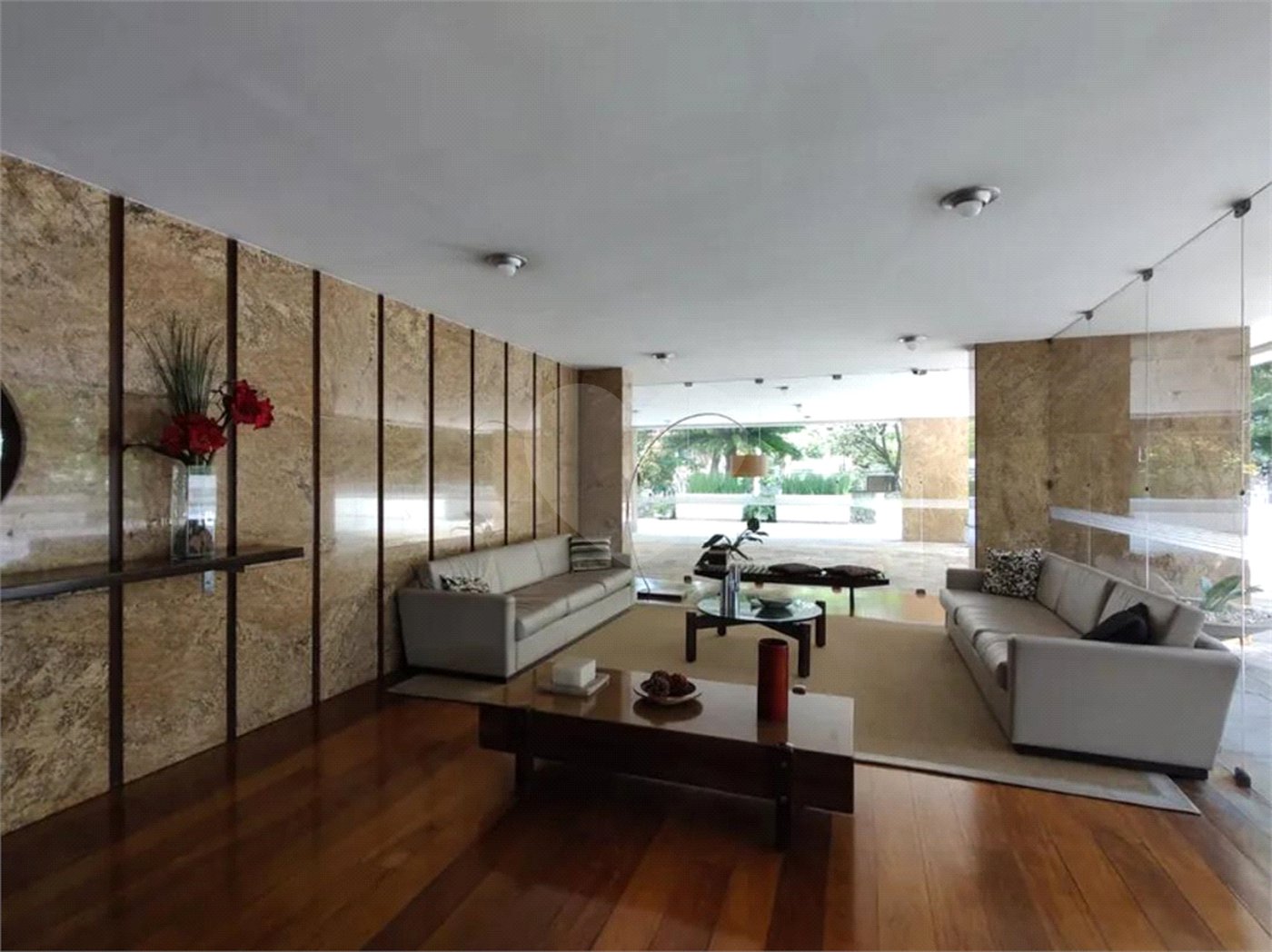 Apartamento à venda com 4 quartos, sendo 1 suíte, em Brooklin Paulista, São Paulo, SP