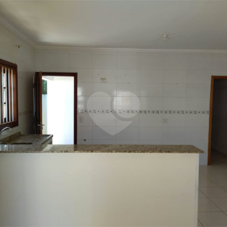 Casa Térrea à venda com 3 quartos, sendo 1 suíte, em Jardim das Cerejeiras, Atibaia, SP