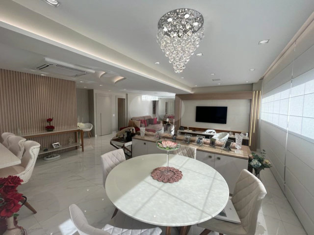 Apartamento à venda com 3 suítes em Santa Teresinha, São Paulo, SP