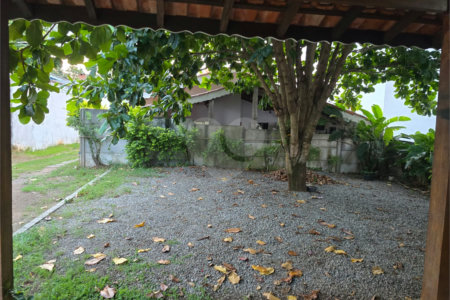 Casa à venda com 2 quartos, sendo 1 suíte, em Ressaca, Atibaia, SP
