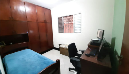 Sobrado à venda com 3 quartos, sendo 1 suíte,  em Jardim Peri, São Paulo, SP