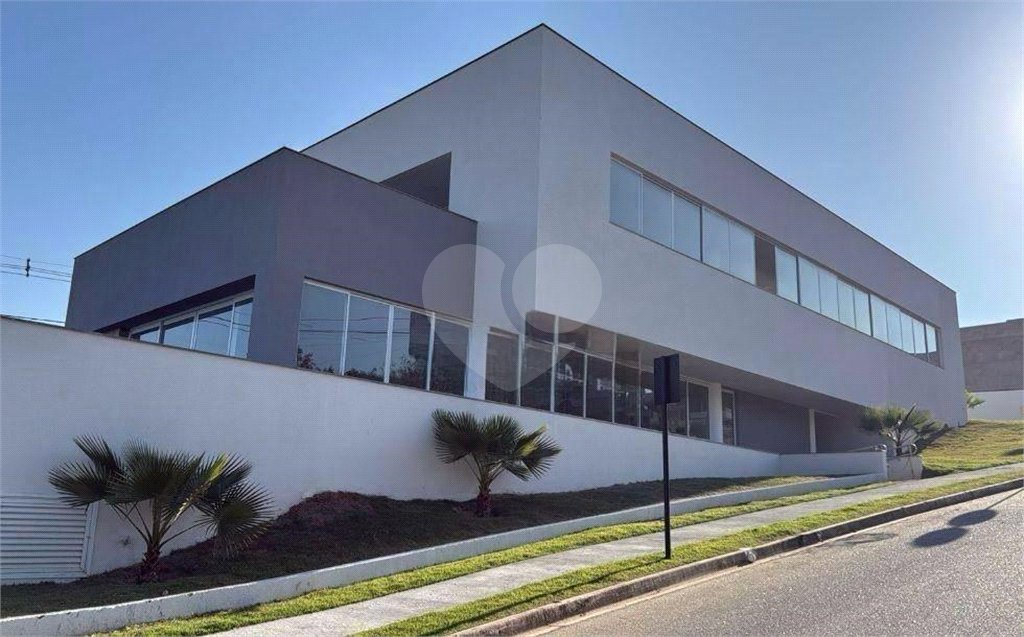 Casa à venda com 3 suítes no condomínio Helena Maria, Sorocaba - SP