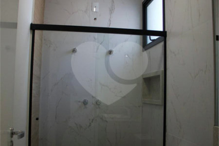 Casa à venda com 3 quartos, sendo 1 suíte, no condomínio Village Moutonee Salto, Salto - SP