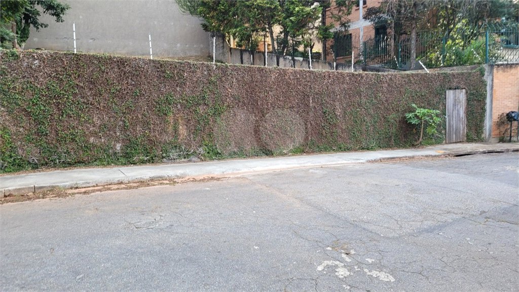 Terreno à venda em Jardim Sílvia (zona Oeste), São Paulo, SP