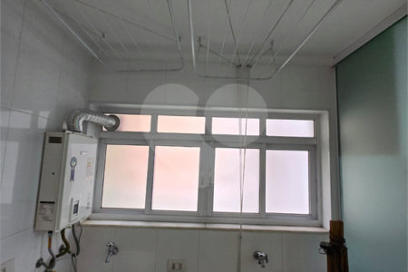 Apartamento à venda com 3 quartos, sendo 1 suíte, em Indianópolis, São Paulo, SP