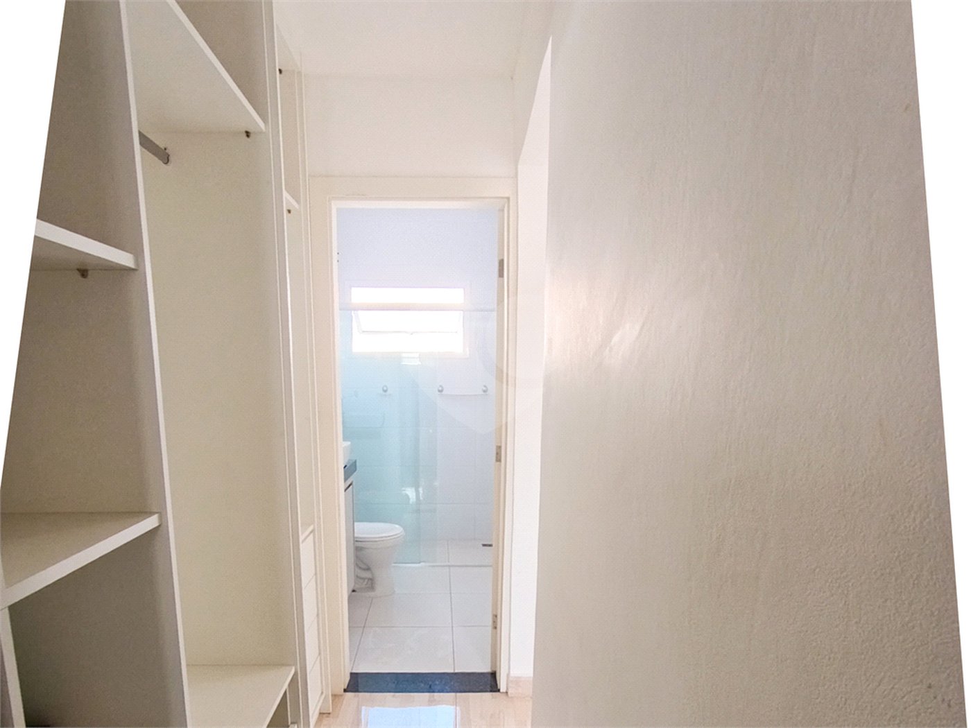 Casa à venda com 2 suítes no condomínio Residencial Américo Figueiredo, Sorocaba - SP