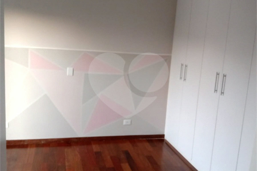Casa à venda com 4 quartos, sendo 3 suítes, em Assunção, São Bernardo do Campo, SP