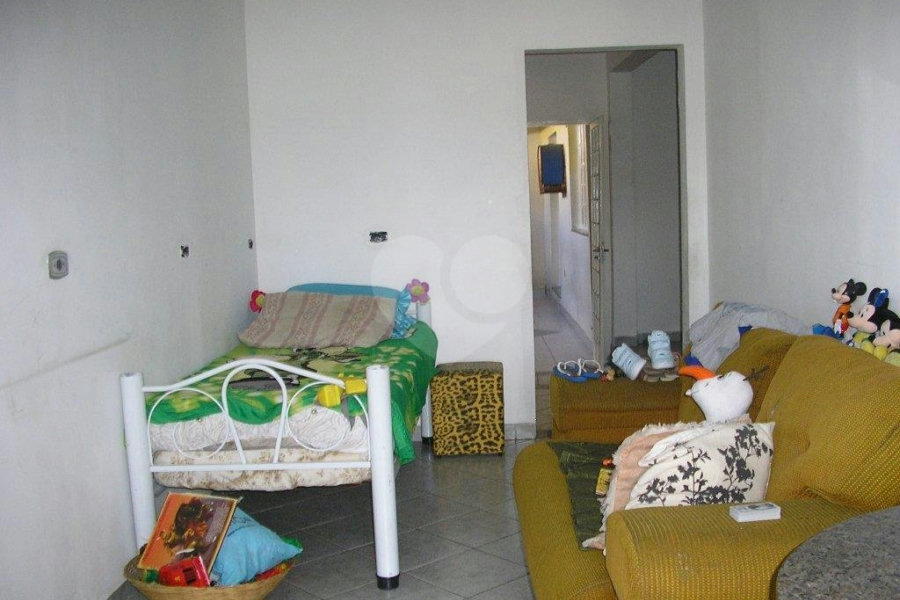 Sobrado à venda com 3 quartos em Carandiru, São Paulo, SP