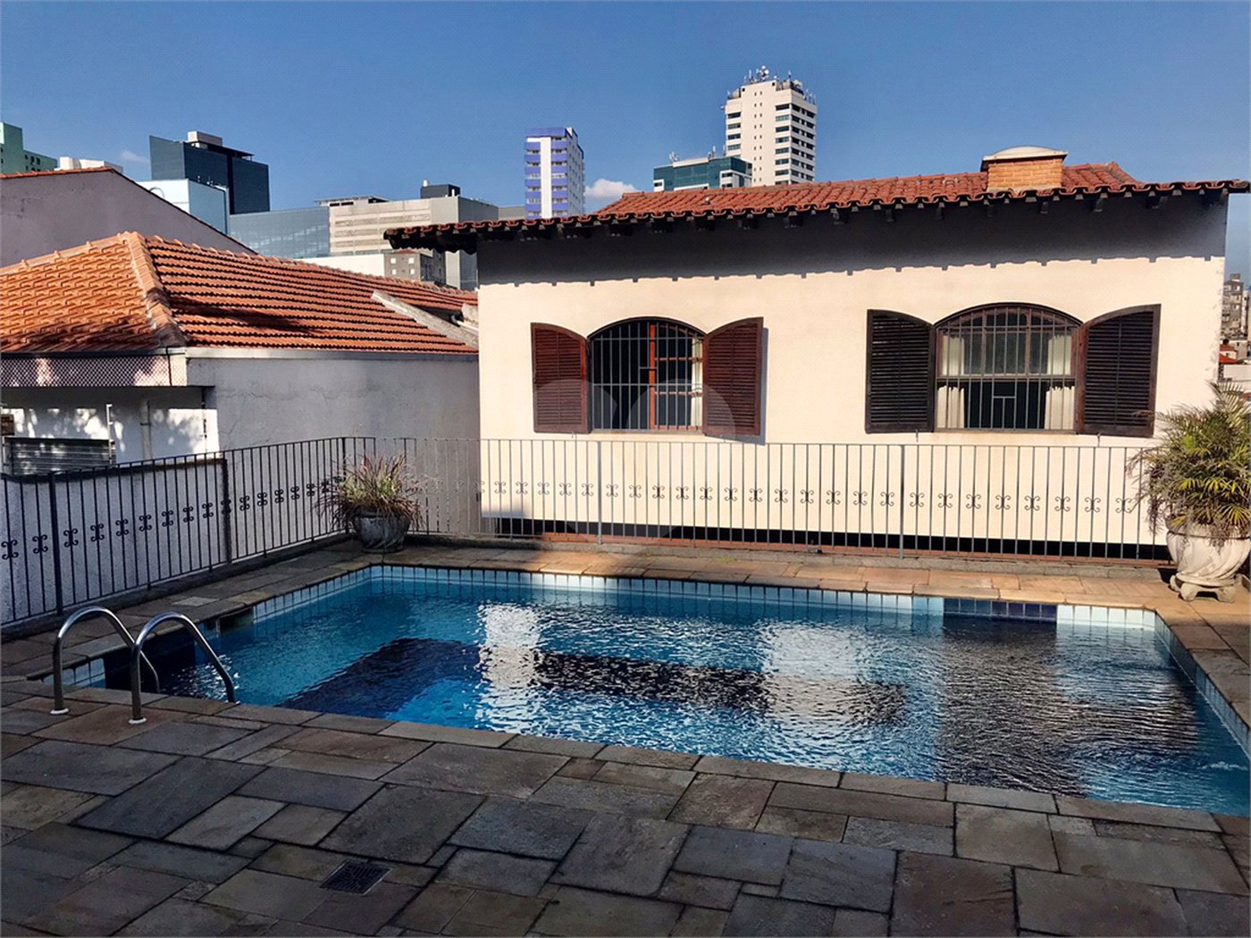 Sobrado à venda com 3 suítes em Jardim Franca, São Paulo, SP