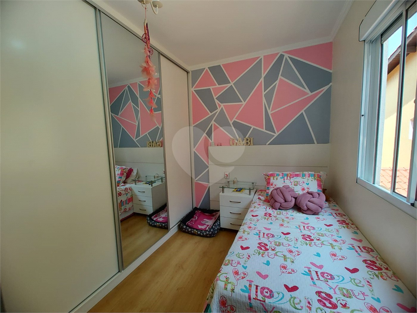 Sobrado à venda com 3 quartos, sendo 1 suíte, em Jardim Pinheiros, São Paulo, SP