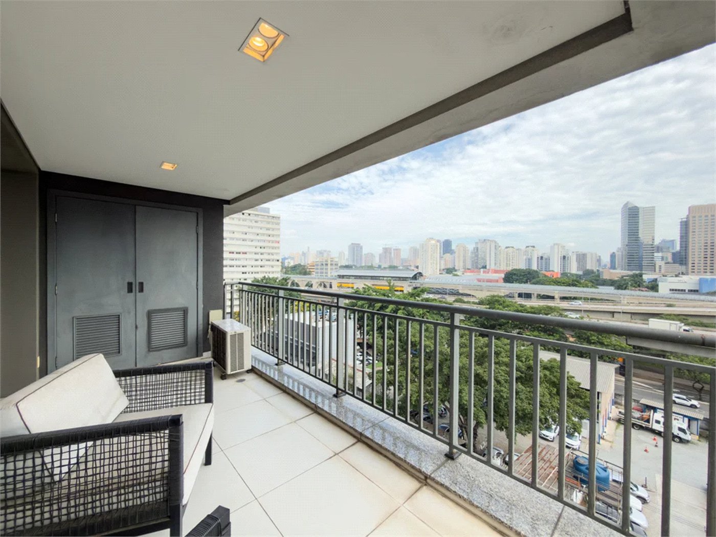 Apartamento à venda com 1 suíte em Cidade Monções, São Paulo, SP