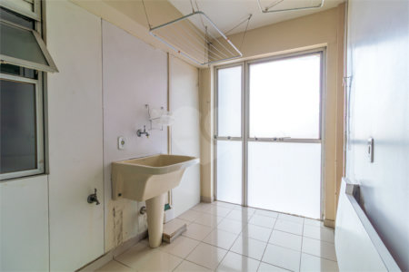 Apartamento à venda com 3 quartos em Santo Amaro, São Paulo, SP