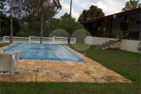 Chácara à venda com 5 quartos, sendo 1 suíte,  em Parque Rio Abaixo, Atibaia, SP