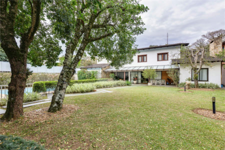 Casa à venda com 4 suítes em Alto da Boa Vista, São Paulo, SP