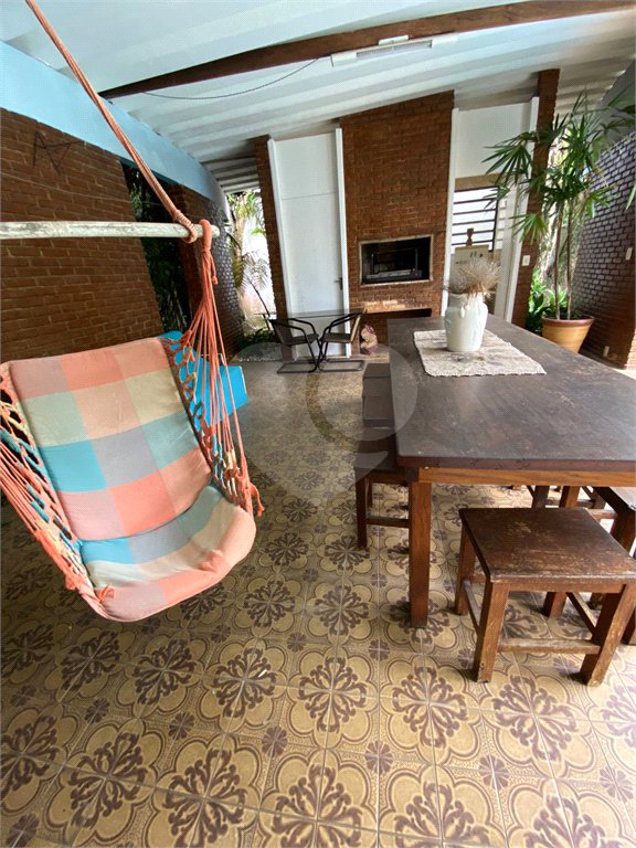 Casa à venda com 4 quartos, sendo 1 suíte,  em Vila Oliveira, Mogi das Cruzes, SP