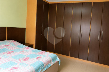 Casa à venda com 4 quartos, sendo 2 suítes,  em Jardim Bela Vista, Santo André, SP