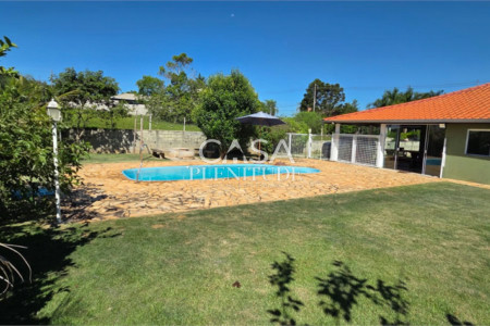 Casa em condomínio à venda ou para alugar com 3 quartos, sendo 1 suíte, em Village da Serra, Araçoiaba da Serra, SP