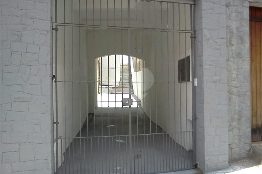 Sobrado à venda com 5 quartos, sendo 2 suítes, em Santana, São Paulo, SP