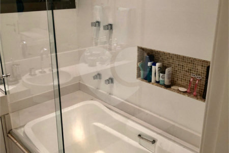 Apartamento à venda com 3 suítes em Tatuapé, São Paulo, SP