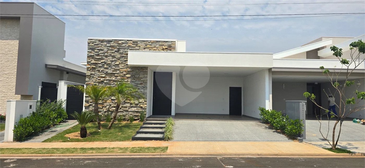Casa à venda com 5 suítes no condomínio Parque Faber IV, São Carlos - SP