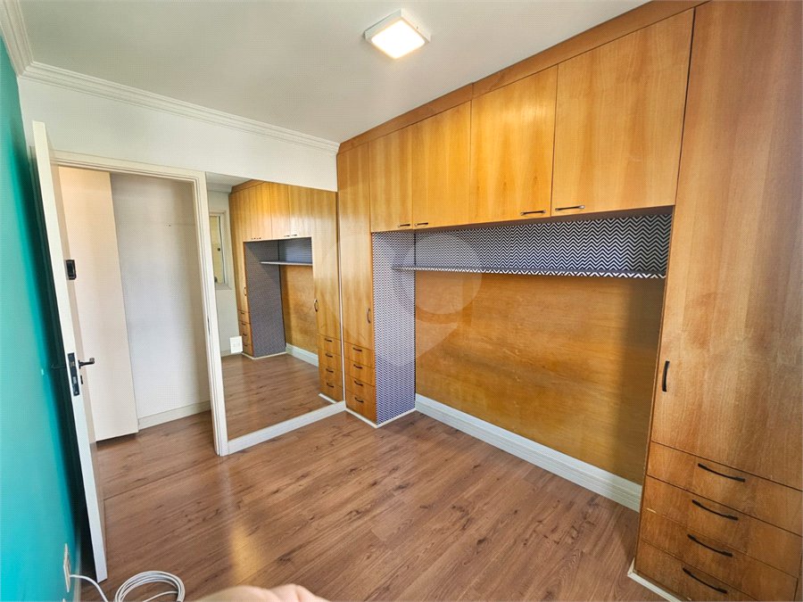 Apartamento à venda com 3 quartos, sendo 1 suíte, em Vila Gumercindo, São Paulo, SP