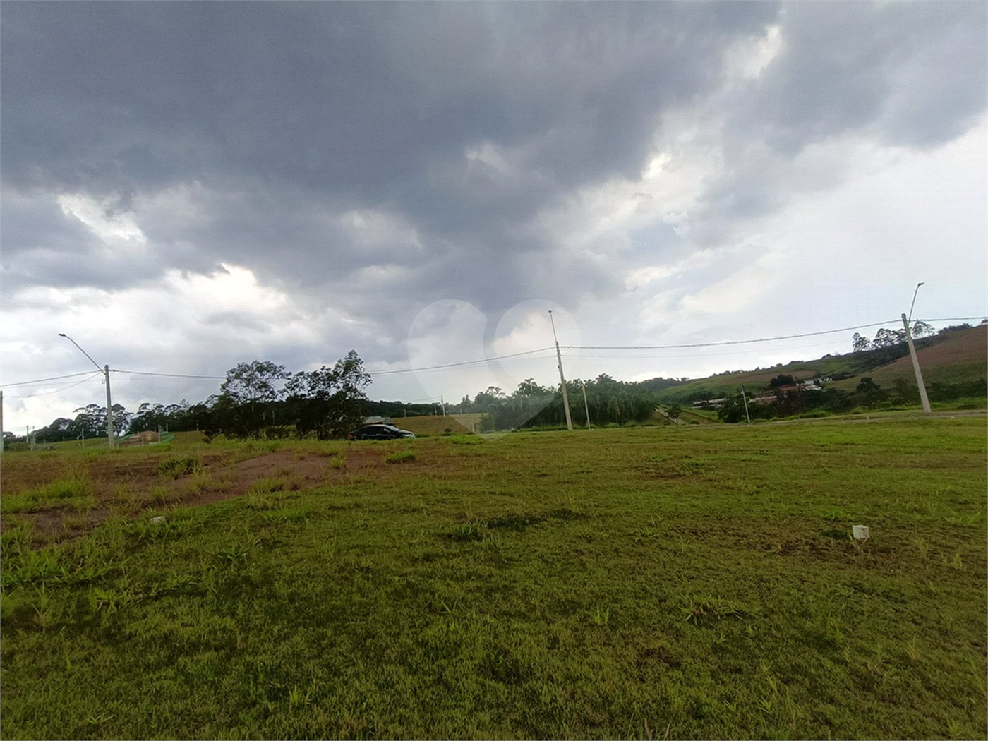 Terreno à venda no condomínio Paradise Garden, Mogi das Cruzes - SP