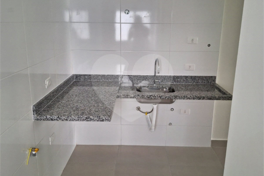 Casa para alugar com 2 quartos no condomínio Residencial Casalbuono, São Paulo - SP
